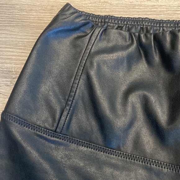 Wilfred Free Daria Faux Leather Leggings - Picture 8 of 11